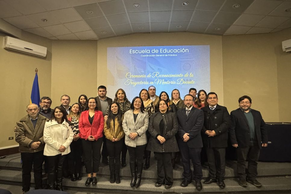 “Huellas que Inspiran”: Escuela de Educación reconoció a docentes mentores por su compromiso con la formación inicial