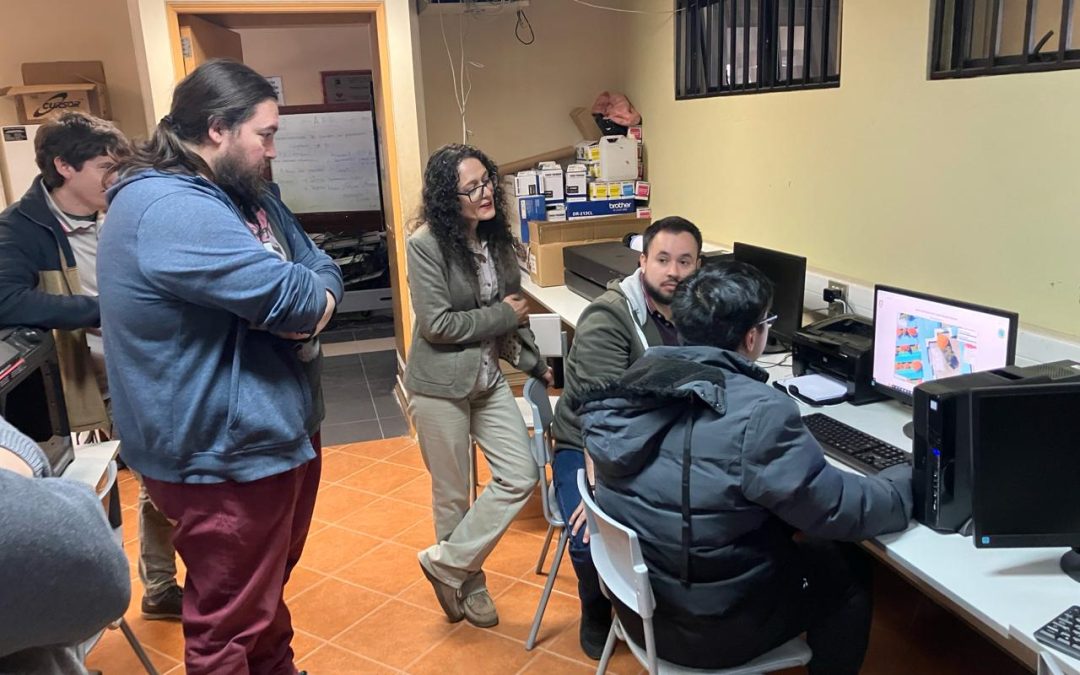 Plataforma geoespacial desarrollada por estudiantes UdeC permitirá gestionar infraestructura y proyectos del Liceo Bicentenario Los Ángeles