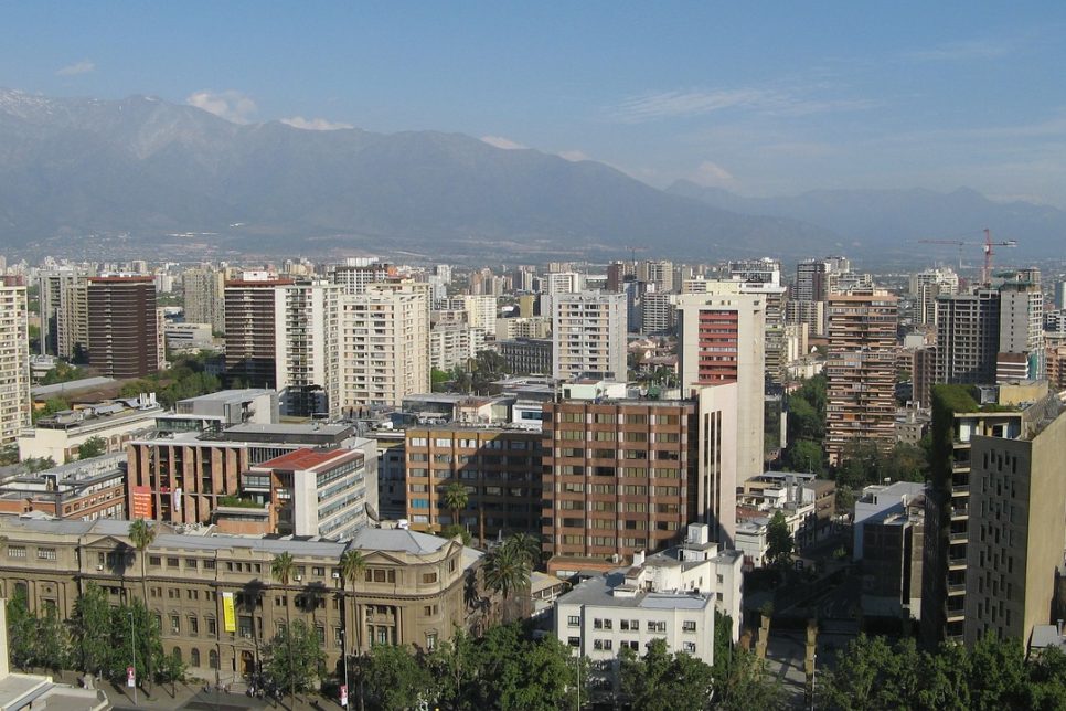 Ingeniería Geomática participó de charla sobre captura de plusvalías urbanas junto a profesor de la Universität der Bundeswehr München